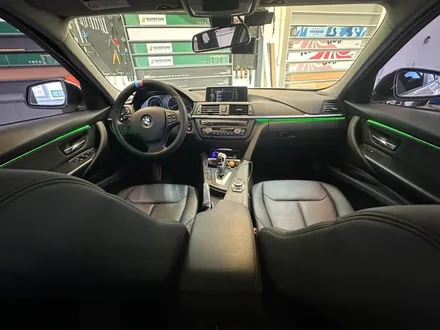 부산송정 BMW320d엠비언트 실내간접조명 옵션도 추가해서 타보세요! / 부산 해운대구 송정동