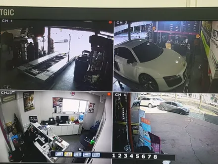 제네시스쿠페 작업 [인천 휠복원 휠수리 간석동 주안동 십정동 타이어 가격 광택 실내크리닝 대리기사 휠보험처리 타이어보험처리 휠타이어보험처리 렌탈 자동차검사대행 언더코팅] / 인천 부평구 십정동