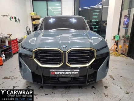 BMW XM 전체 랩핑 시공 :) 타이니봇 쥬시 밀크 그레이 / 화성 동탄치동천로