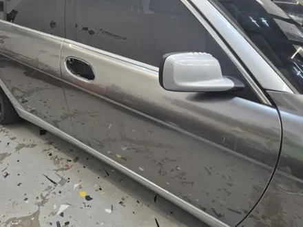 올드카 랩핑으로 확 달라진 느낌! :) BMW 7시리즈 고광택 타이니봇 밀크 그레이 / 화성 동탄치동천로