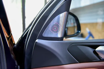 BMW X5 G05 LCI  AVI 스피커 앰비언트라이트 업그레이드 / 광주 남구