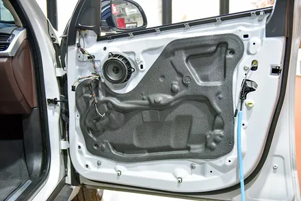 BMW X5 스피커튜닝(잭바이잭) 센터스피커 장착 시공기 / 광주 남구