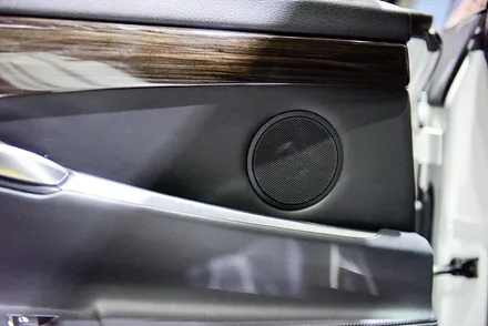 BMW5GT 포칼스피커, 도어방음, 매치 시트우퍼 장착 / 광주 남구