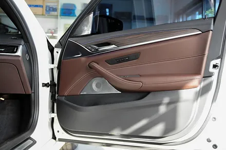 BMW G30 5시리즈 그라운드제로 일체형 서브우퍼 / 광주 남구