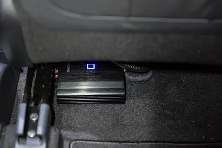 KGM 액티언 알파인 M770 액티브 서브우퍼 장착으로 탄탄한 저음 완성! / 광주 남구