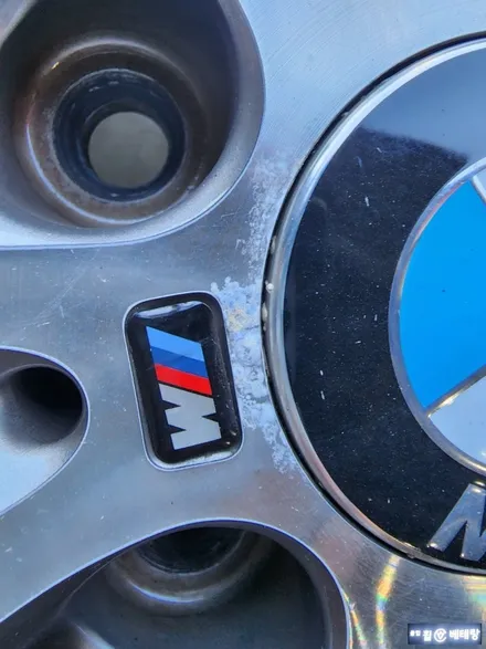 BMW420d 컨버터블 유광블랙복원[휠손상복원][백화현상] / 인천 서구 금곡동