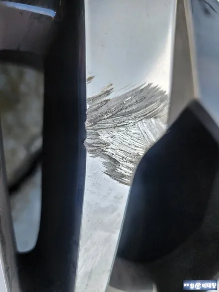 벤츠 GLB 200d 컷팅 복원 [휠복원잘하는곳][가까운휠복원] / 인천 서구 금곡동