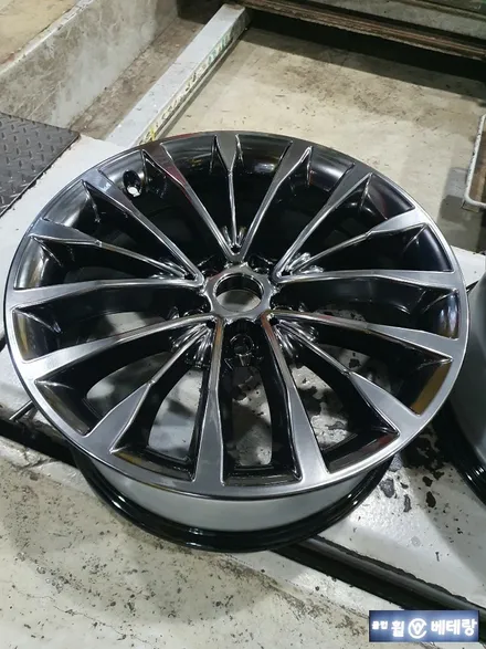 BMW G30 520D 다크크롬복원[휠수리복원][합리적선택] / 인천 서구 금곡동