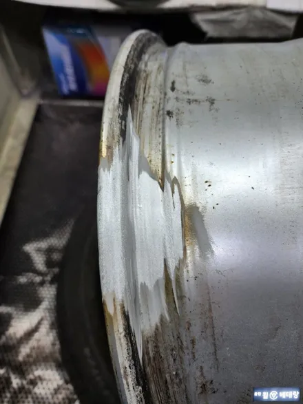 폭스바겐 폴로 크렉수리 [포트홀손상][휠깨짐] / 인천 서구 금곡동