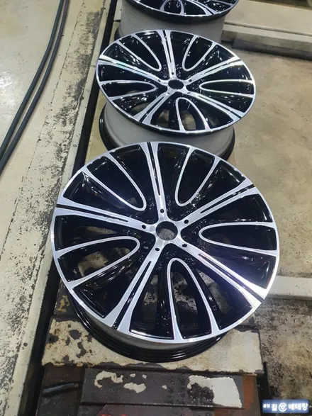 BMW750Li 블랙폴리쉬 커스텀복원[주문제작][고객만족] / 인천 서구 금곡동