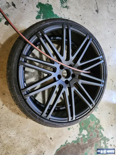 BMW760LD 22인치 무광블랙복원 [휠복원잘하는곳][고품격휠복원] / 인천 서구 금곡동