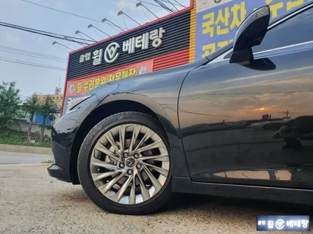 렉서스 뉴ES300h 순정복원[휠도장전문][휠손상케어] / 인천 서구 금곡동