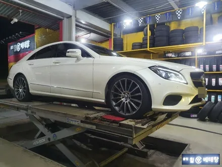 벤츠CLS350d 휠크렉수리[휠수리복원][복원전문점] / 인천 서구 금곡동