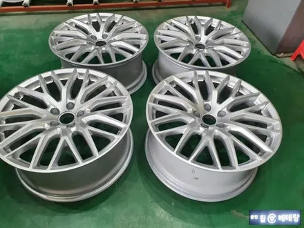 아우디A8L 6.0TDI 순정복원 및 금호 마제스티9 타이어교환[휠수리복원][고객님추천] / 인천 서구 금곡동