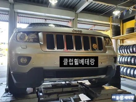 그랜드체로키 하이퍼블랙순정복원 & 금호 크루젠프리미엄 타이어교환[맞춤교환][예약] / 인천 서구 금곡동