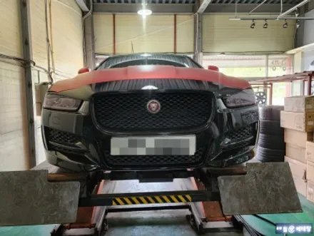 재규어 XE 20d R-sport 유광블랙 복원 [가까운휠복원][일산휠복원] / 인천 서구 금곡동