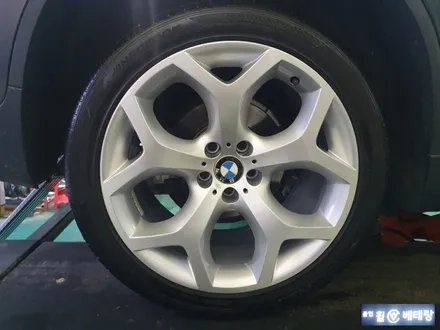BMW X6  순정복원[도막손상][순정복원전문][휠수리복원] / 인천 서구 금곡동