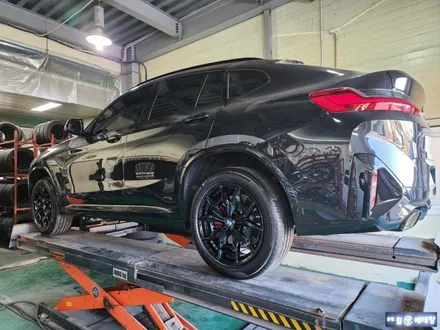 BMW 뉴X4 유광블랙복원 [신차휠복원][휠복원전문] / 인천 서구 금곡동