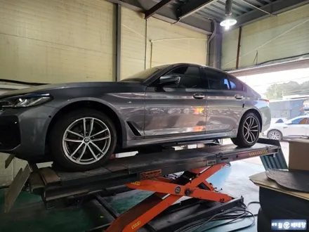 BMW 520d 컷팅 복원 [휠손상복원][가까운휠복원] / 인천 서구 금곡동