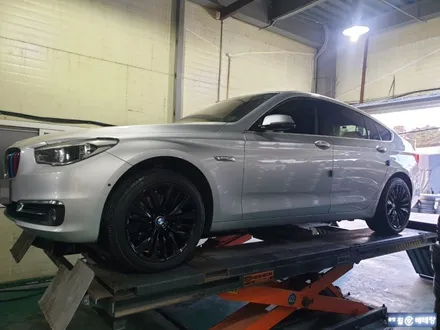 BMW 5GT 유광블랙복원[완벽함][고퀄리티] / 인천 서구 금곡동