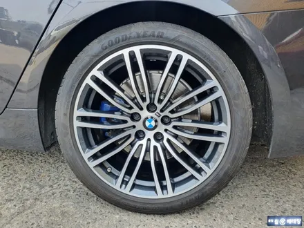 BMW530i X-drive 컷팅복원[휠손상][휠복원비용] / 인천 서구 금곡동