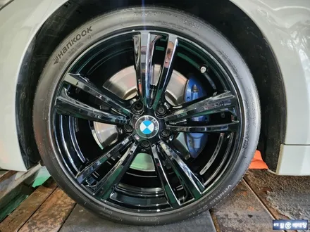 BMW420d 컨버터블 유광블랙복원[휠손상복원][백화현상] / 인천 서구 금곡동