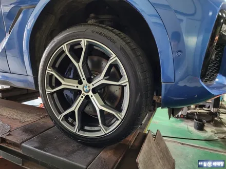 BMW 뉴X6 컷팅복원 [휠손상복원][휠복원싼곳] / 인천 서구 금곡동