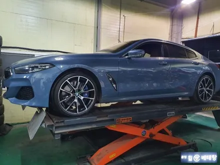 BMW 840d 컷팅복원 & 피렐리 피제로 타이어교환[휠손상][최상의서비스] / 인천 서구 금곡동
