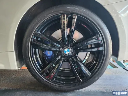 BMW420d 컨버터블 유광블랙복원[휠손상복원][백화현상] / 인천 서구 금곡동