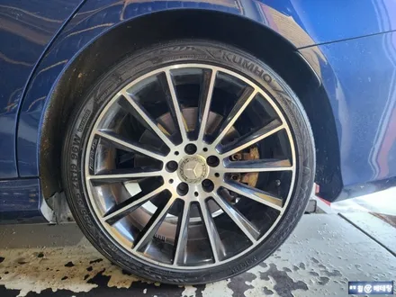 벤츠C45amg 굴절수리, 중고타이어교환 [휠복원][중고타이어많은곳] / 인천 서구 금곡동