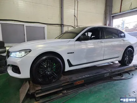 BMW760Ld 굴절수리,유광블랙복원,트라이앵글TH201 타이어교환 [휠타이어전문] / 인천 서구 금곡동