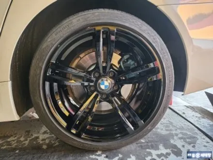 BMW 520d 유광 블랙 복원 [휠손상복원][휠전문] / 인천 서구 금곡동