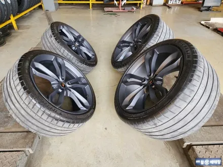 맥라렌 650S 3.8스파이더 무광 검메탈복원 [휠복원잘하는곳][휠긁힘] / 인천 서구 금곡동