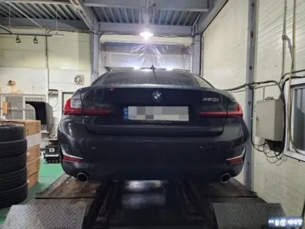 BMW320i 컷팅복원 & 한국 벤투스 컴포트 타이어 교환 [휠손상복원][휠타이어전문] / 인천 서구 금곡동