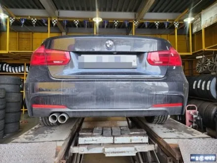 BMW 320d 유광블랙 복원 [업체의뢰][휠손상복원] / 인천 서구 금곡동