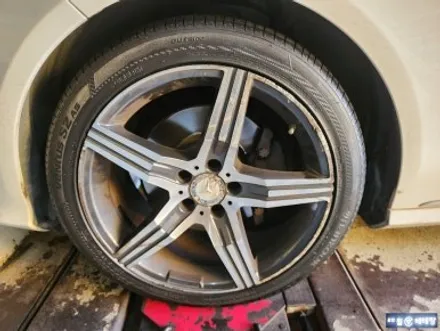 벤츠 E250d 크렉수리 & 중고 타이어 교환 [휠타이어][휠복원] / 인천 서구 금곡동