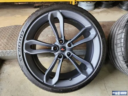 맥라렌 650S 3.8스파이더 무광 검메탈복원 [휠복원잘하는곳][휠긁힘] / 인천 서구 금곡동
