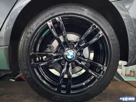 BMW320D 유광블랙 복원 [순정휠][분위기전환] / 인천 서구 금곡동