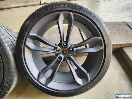 맥라렌 650S 3.8스파이더 무광 검메탈복원 [휠복원잘하는곳][휠긁힘] / 인천 서구 금곡동