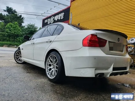 BMW320d 크랙수리 & 중고타이어교환[크랙수리복원전문][가격만족] / 인천 서구 금곡동