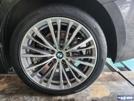 BMW320i 컷팅복원 & 한국 벤투스 컴포트 타이어 교환 [휠손상복원][휠타이어전문] / 인천 서구 금곡동