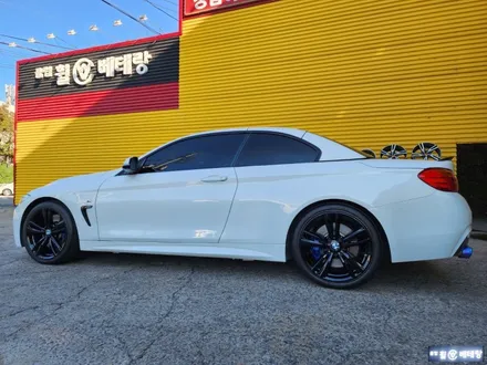 BMW420d 컨버터블 유광블랙복원[휠손상복원][백화현상] / 인천 서구 금곡동