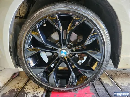 BMW320D 유광블랙복원 [휠손상복원][휠복원잘하는곳] / 인천 서구 금곡동