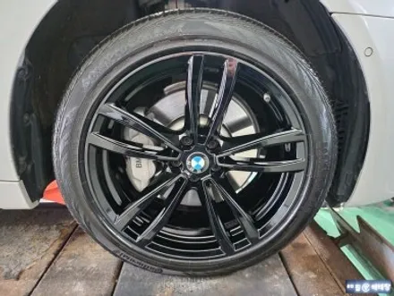 BMW 730Ld 유광블랙 복원 [휠손상복원][도장불량] / 인천 서구 금곡동