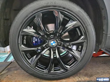 BMW X6 캘리퍼 & 유광블랙복원 & 한국 다이나프로프리미엄컴포트 타이어교환 [휠타이어][명품복원] / 인천 서구 금곡동