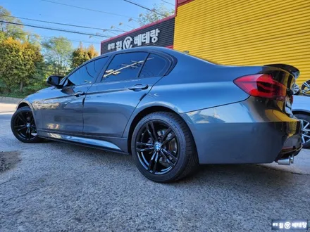 BMW320D 유광블랙 복원 [순정휠][분위기전환] / 인천 서구 금곡동
