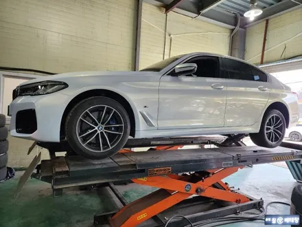 BMW530i 유광블랙복원 [휠손상][휠복원잘하는곳] / 인천 서구 금곡동