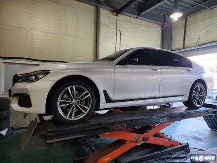 BMW 730Ld 유광블랙 복원 [휠손상복원][도장불량] / 인천 서구 금곡동