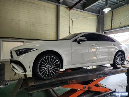 벤츠 CLS 450 컷팅 복원 [휠굴절][휠손상] / 인천 서구 금곡동