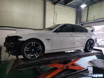 BMW 520d 유광 블랙 복원 [휠손상복원][휠전문] / 인천 서구 금곡동